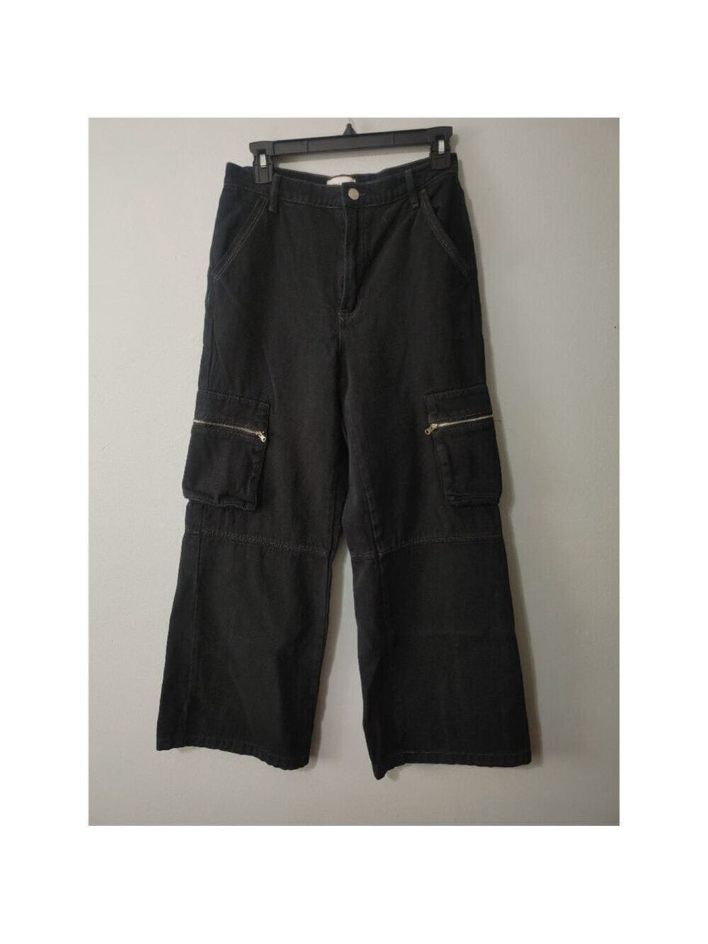 Women's PacSun Y2K inspired Skater Wide Leg Cargo Pants Size 27 Black